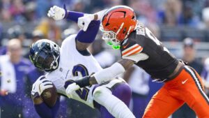 Ravens’ Derrick Henry responds after Browns star downplays challenge